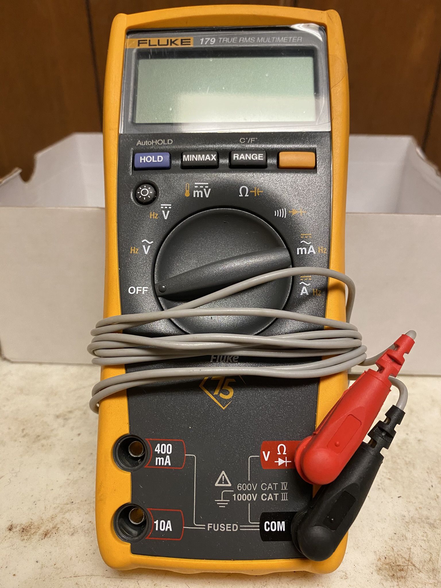 Fluke 179 true-rms multimeter