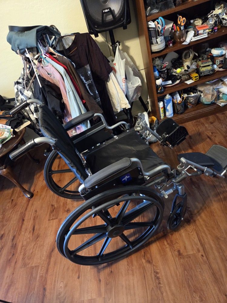 Silla De Ruedas Y Andadera Pará Adulto 