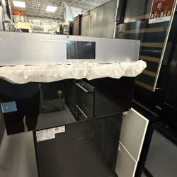 GE  CAFÉ™ 30" SMART FIVE IN ONE OVEN WITH 120V ADVANTIUM® TECHNOLOGY IN PLATINUM GLASS