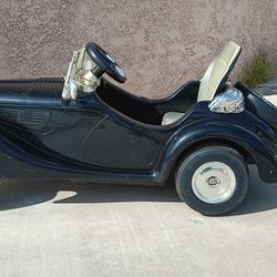 BMW 328 Roadster-style children's ride-on car