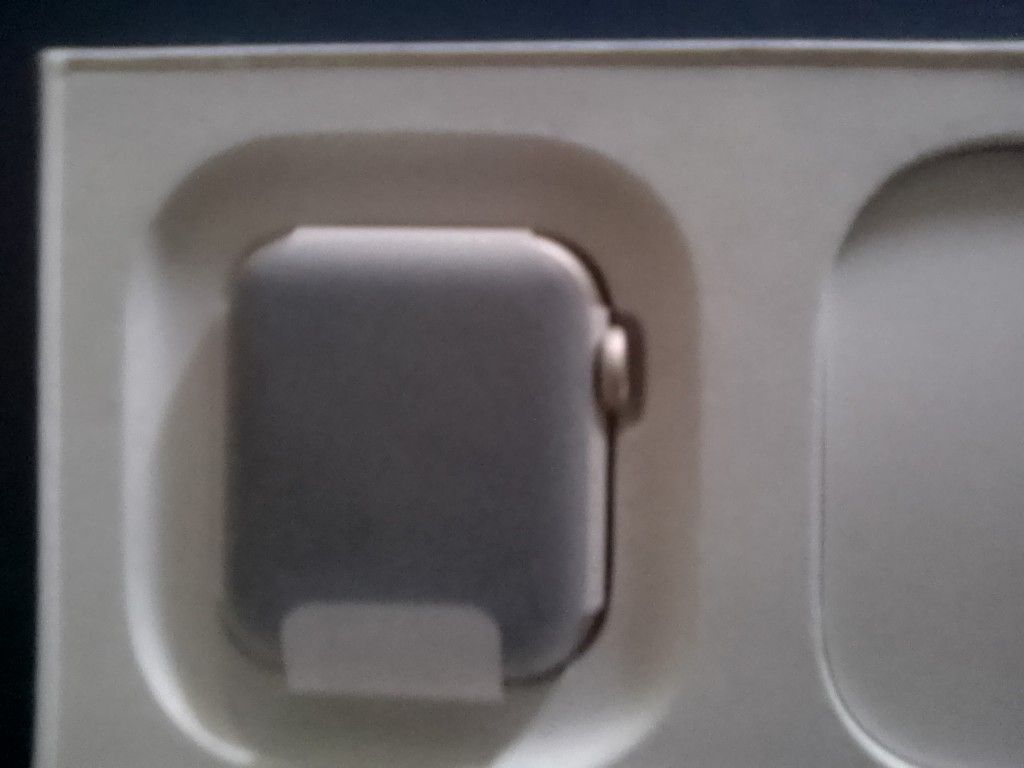 Apple Watch Gen 2 40mm Starlight AI Lk Green SL GPS