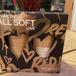 Redken All soft Shampoo And Conditioner Set