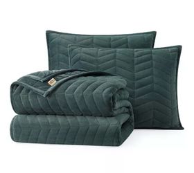 Ugg Coco 3-Piece Quilt Set, King Velvet