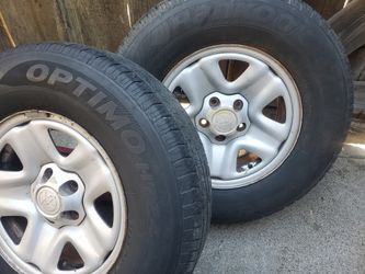 2 Rigs Tire For Toyota Pickup 225_75-15