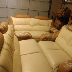 Used Leather Couch Little Scratches On which Can be Covered 
