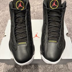 Air Jordan 13 Retro Playoff- Size 13