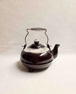 Vintage Made In Japan (label) brown drip glaze W/ wire handle