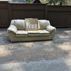 Free Couch 