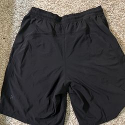 Lululemon Pace breaker shorts. Medium - Black