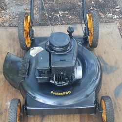 Vintage Black and Decker Electric Lawn mower Made In USA for Sale in Tampa,  FL - OfferUp