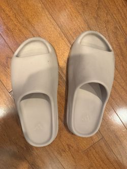 Yeezy Slides