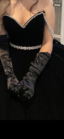 Drees For Quinceañera Velvet Black