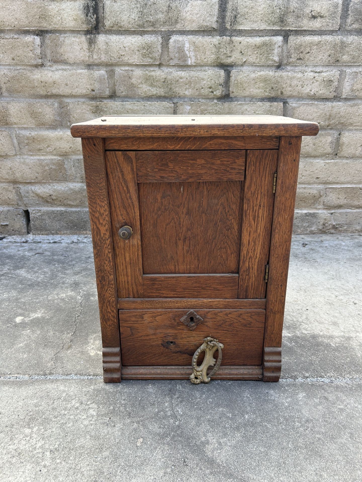 Antique Oak Small Shaving Cabinet 