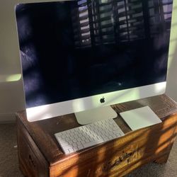 27” iMac 5K (Late 2015) – Core i7 / 16GB RAM / 2TB Fusion Drive – Excellent Condition!