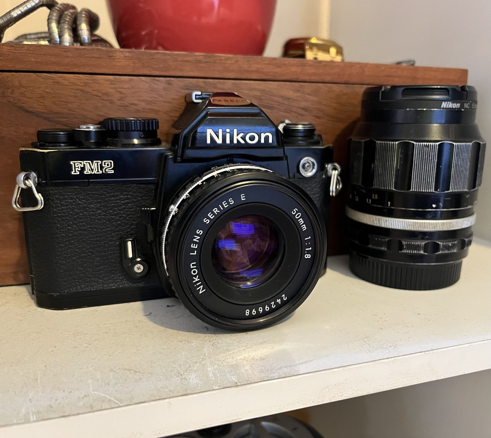 Mint! Nikon Fm2 35mm Slr Film Camera Kit With 50mm F1.8 Pancake And The Legendary 105mm F2.5 Lens