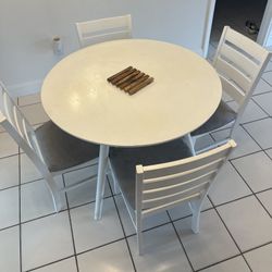 Kitchen Table Set 