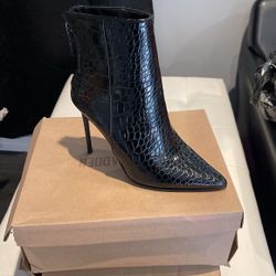 Steve Madden Booties Valiant Black Crocodile 