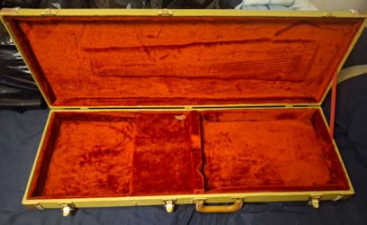 Genaric Tweed HardShell case