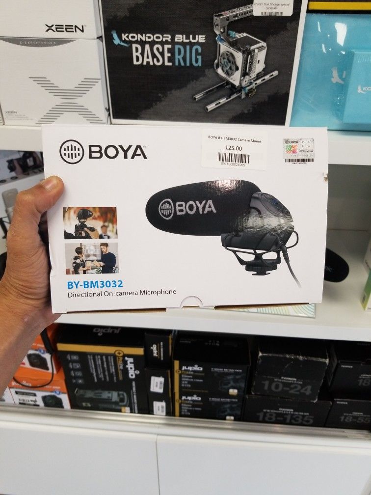 Boys BY-BM3032 Camera Mount Mic >>>> Read Description For Details