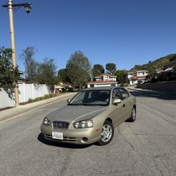 2001 Hyundai Elantra 