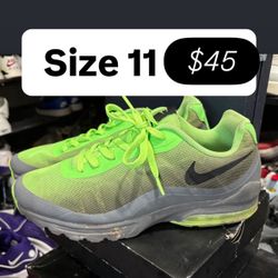 Nike Air Max Size 11