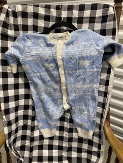 Baby Winter Outfit / Sweater Onesie