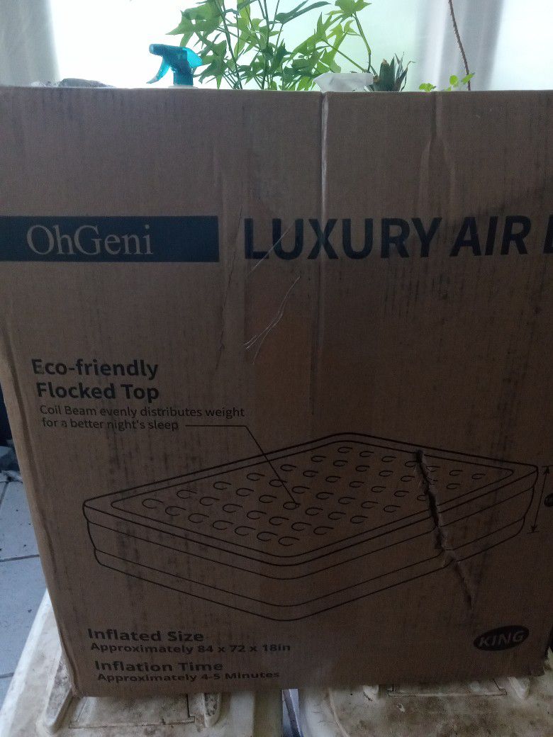 King size Luxury air mattress 