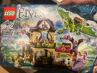 *Retired* LEGO 41176 Secret Market Place
