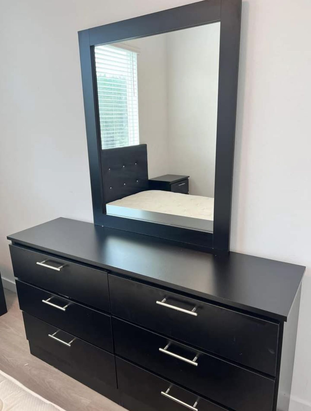 New And Modern Dresser Whit Mirror - Cómoda Con Espejo Nueva Y Moderna