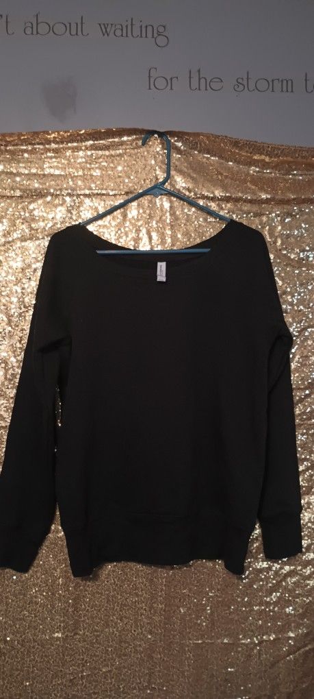 Women's Sweatshirt Size Xl $4