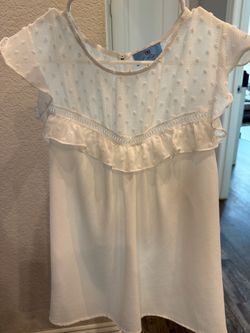 CeCe White Pom-Pom Ruffle Flutter Blouse, size Medium
