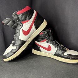 Size 13- Air Jordan 1 Retro High Black Gym Red 555088-061