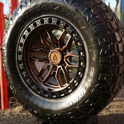 17” ARENA WHEELS WITH TIRES