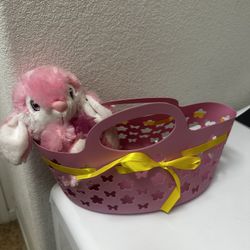 Easter Bunny And Basket 