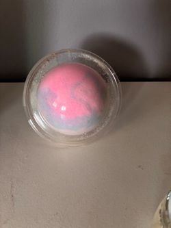 $1 Bath Bomb Brand New!