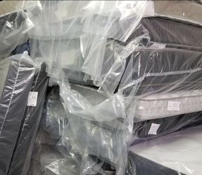 Twin mattress