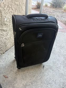Skyway Luggage Co. Black Rolling Suitcase