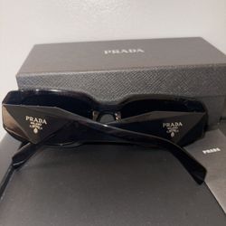 Prada Symbole Unisex Sunglasses🕶️