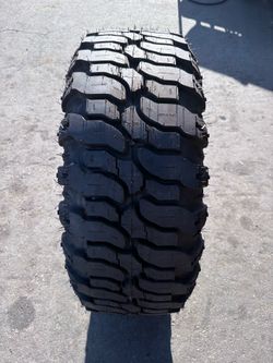 (2) 35x12.50R20 Super Swamper Interco