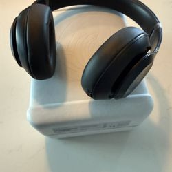 Black - Beats Studio Pro