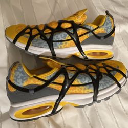 Nike Air Kukini Poison Dart Frog Slip On  Brand New Size 8 Yellow/Black/Gray