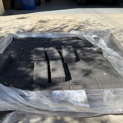 Belgard Holland 4”x8” Pavers 