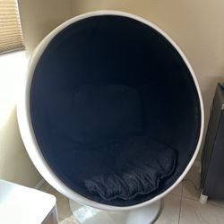 Modern Glossy White Ball Chair 