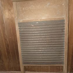 Vintage Wooden Washboard - Rustic Farmhouse Decor & Collectible Laundry Item