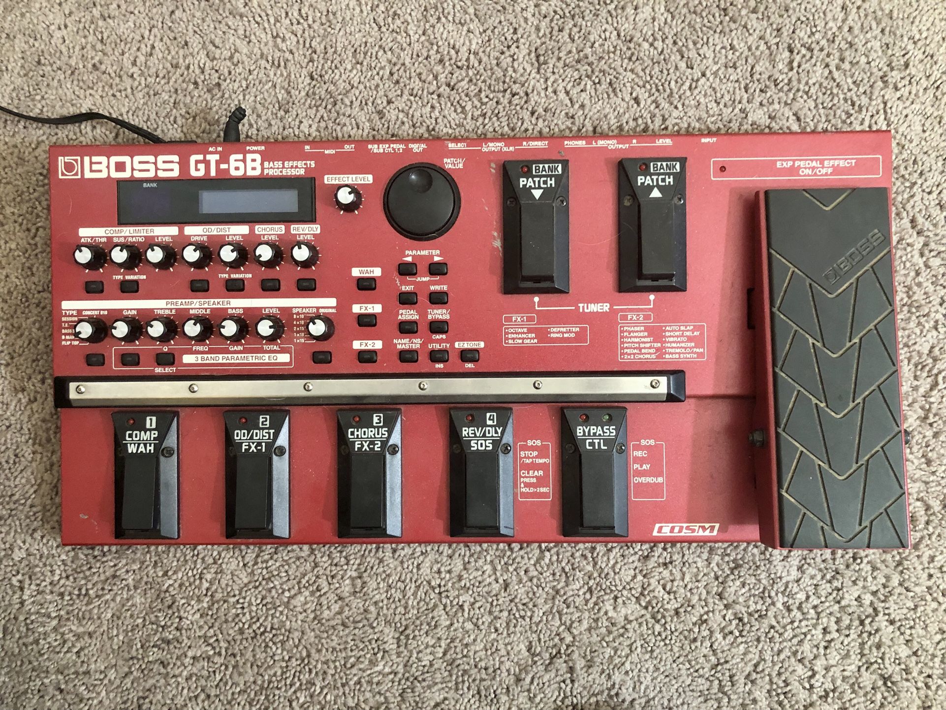 BOSS GT-6B Bass Effects Processor multi-effects pedal board
