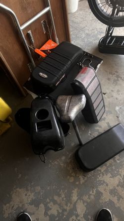 Rad Back Seats Lemme Know