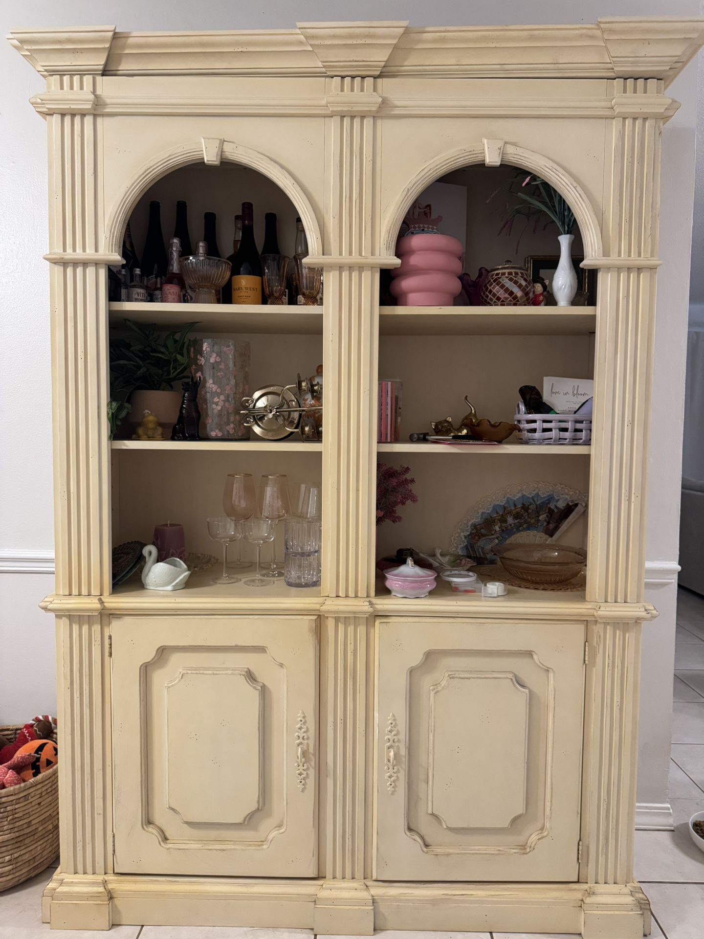 Large dining hutch 