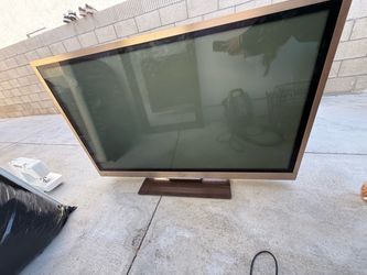 VIZIO VM60P plasma HDTV