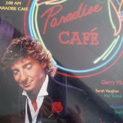 Barry Manilow - Paradise Cafe