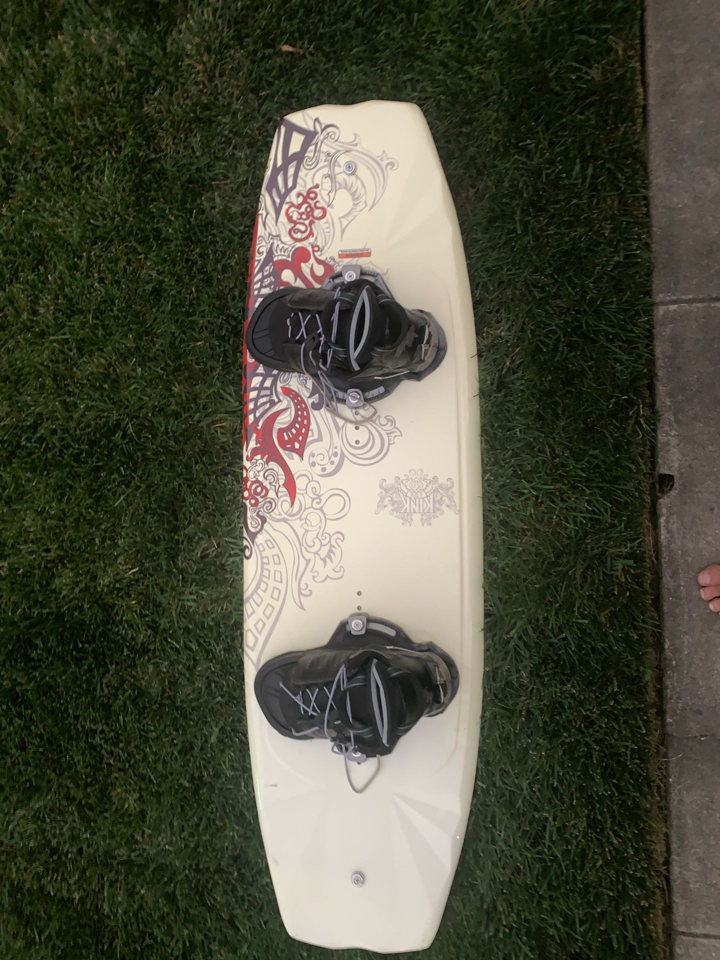 CWB “Kink” Wakeboard 141cm